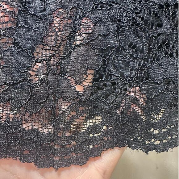 Banana Republic Black Lace Crochet Mini Pencil Skirt Size 00P Petite Whimsigoth - Picture 3 of 16